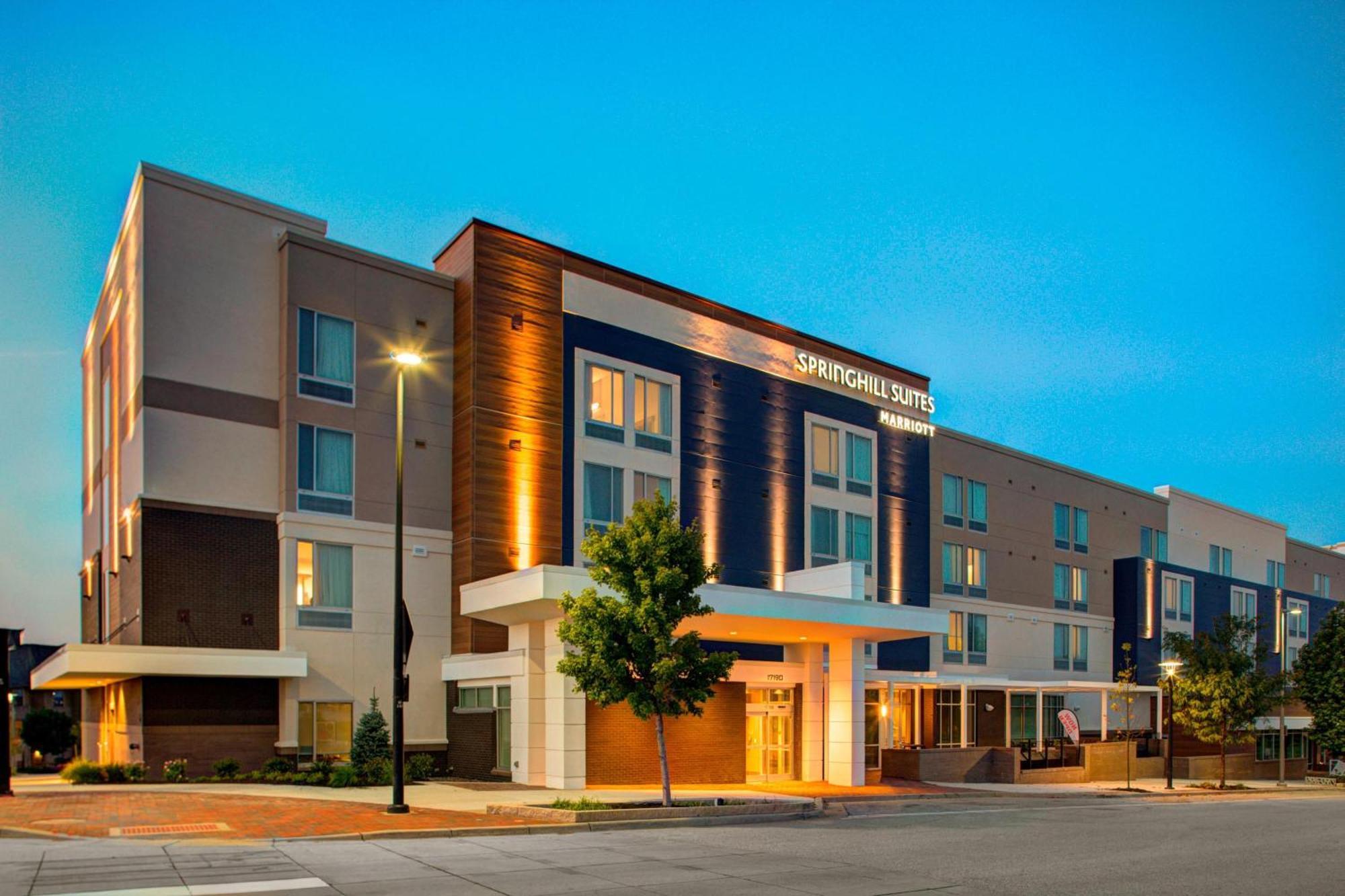 Springhill Suites By Marriott Kansas City Lenexa/City Center מראה חיצוני תמונה