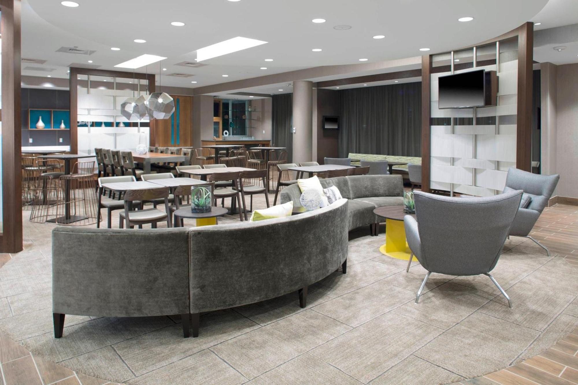 Springhill Suites By Marriott Kansas City Lenexa/City Center מראה חיצוני תמונה